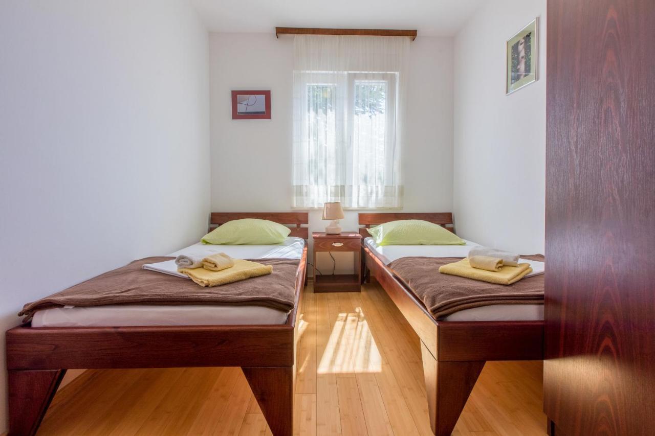 Apartments Robic سيلتسي المظهر الخارجي الصورة