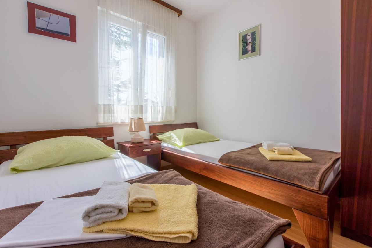 Apartments Robic سيلتسي المظهر الخارجي الصورة