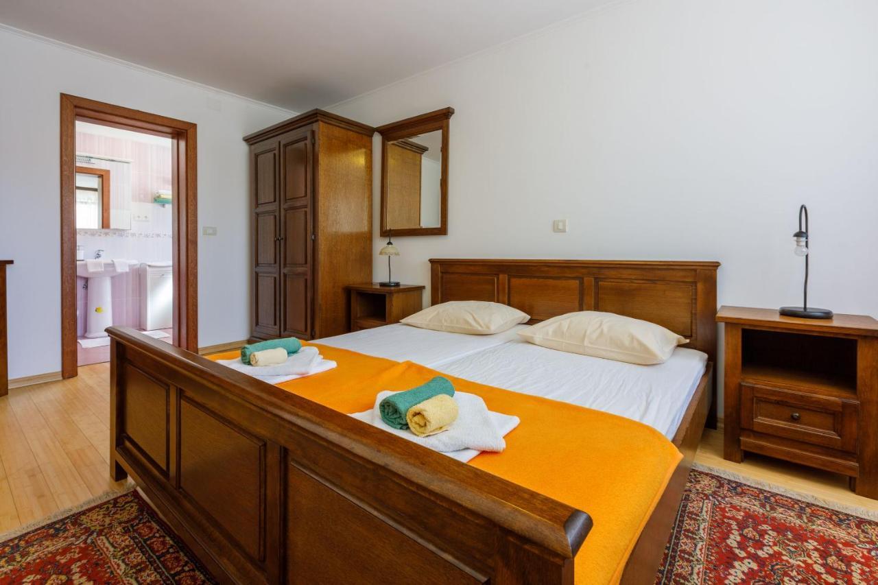 Apartments Robic سيلتسي المظهر الخارجي الصورة