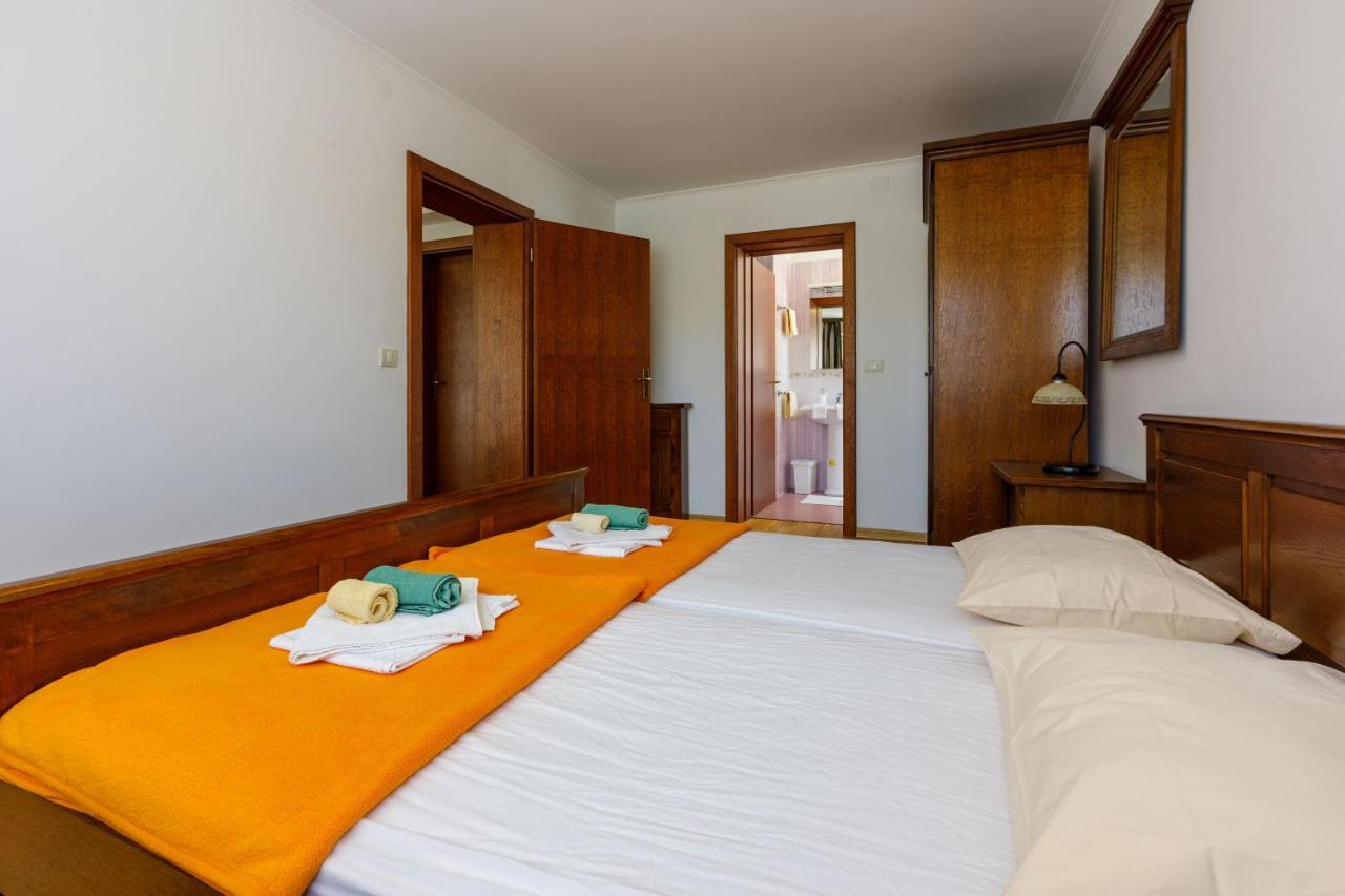 Apartments Robic سيلتسي المظهر الخارجي الصورة