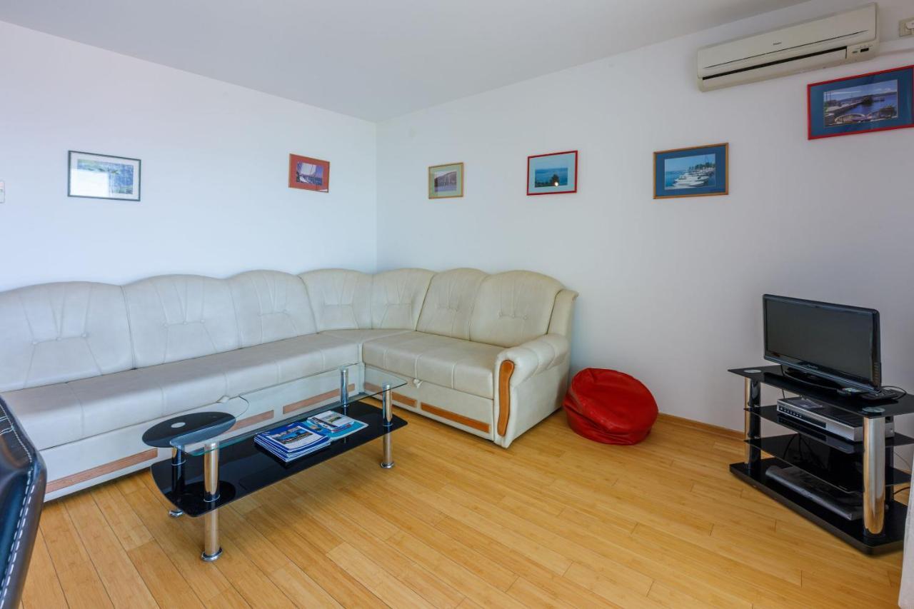 Apartments Robic سيلتسي المظهر الخارجي الصورة